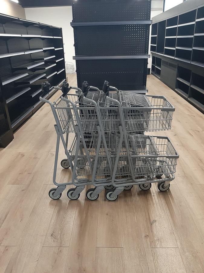 Used Store Fixtures and Accessories – Like New!