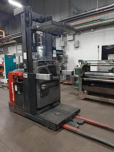 Used 2008 Raymond 560 OPC30TT Order Pickers