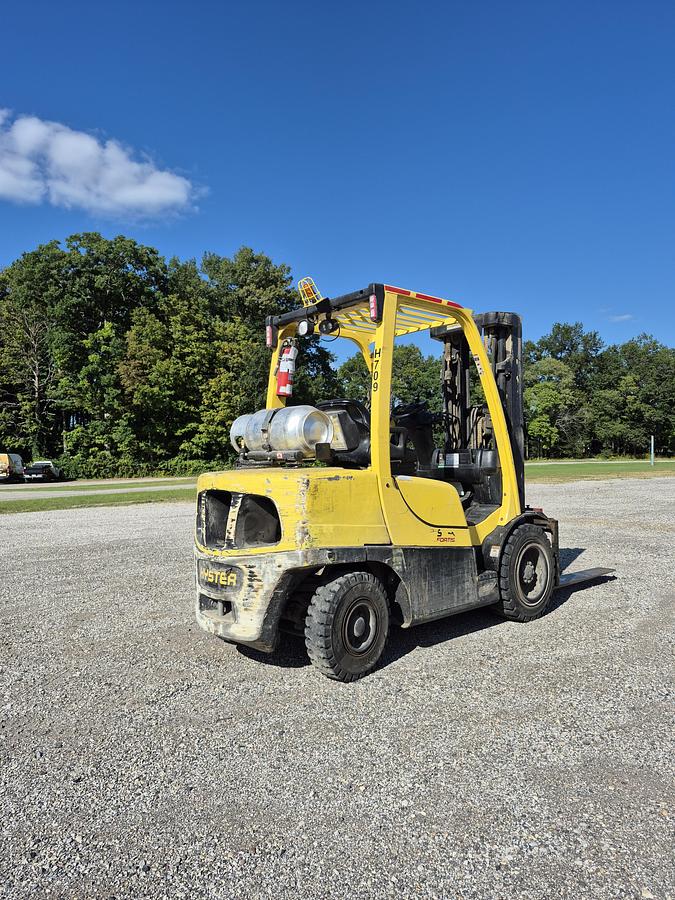 Used 2017 HYSTER H70FT - 7000 lb. Pneumatic Forklift