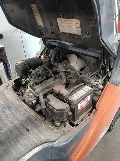 Used Toyota 8FGU25 – 5000 lb. Pneumatic Forklift