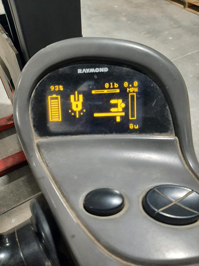 Used 2006 RAYMOND SA-CSR30T Electric Man Up Swing Reach Turret Forklift