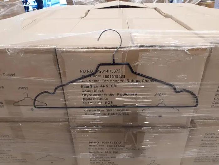 Wholesale Clothes Hangers – Wood, metal & plastic.