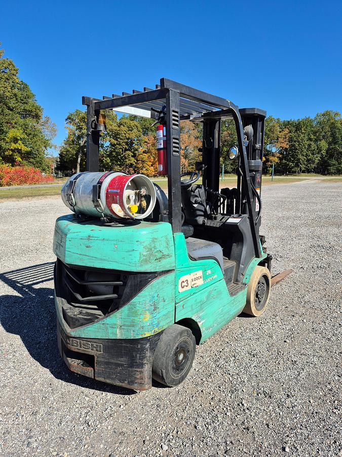 Used 2011 MITSUBISHI FGC25N - 5000 lb. Propane Forklift