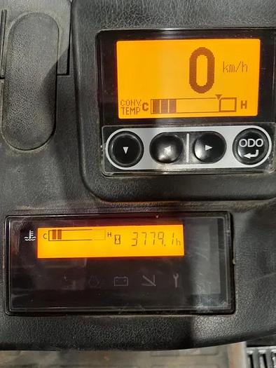 Used Toyota 8FGU25 – 5000 lb. Pneumatic Forklift