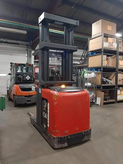 Used 2008 Raymond 560 OPC30TT Order Pickers