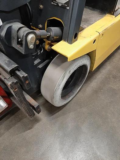 Used 2005 Komatsu 3 Wheel Electric Forklift