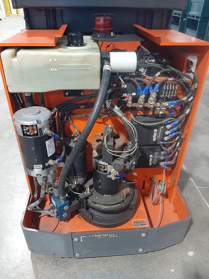 Used 2017 TOYOTA 6BPU15 Order Picker with Wire Guidance