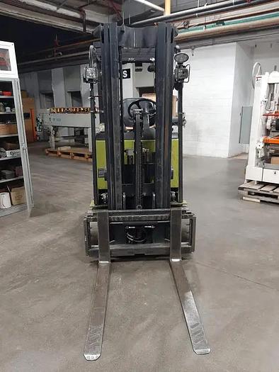 Used Clark TMX25 – 5000 lb. 3 Wheel Electric Forklift