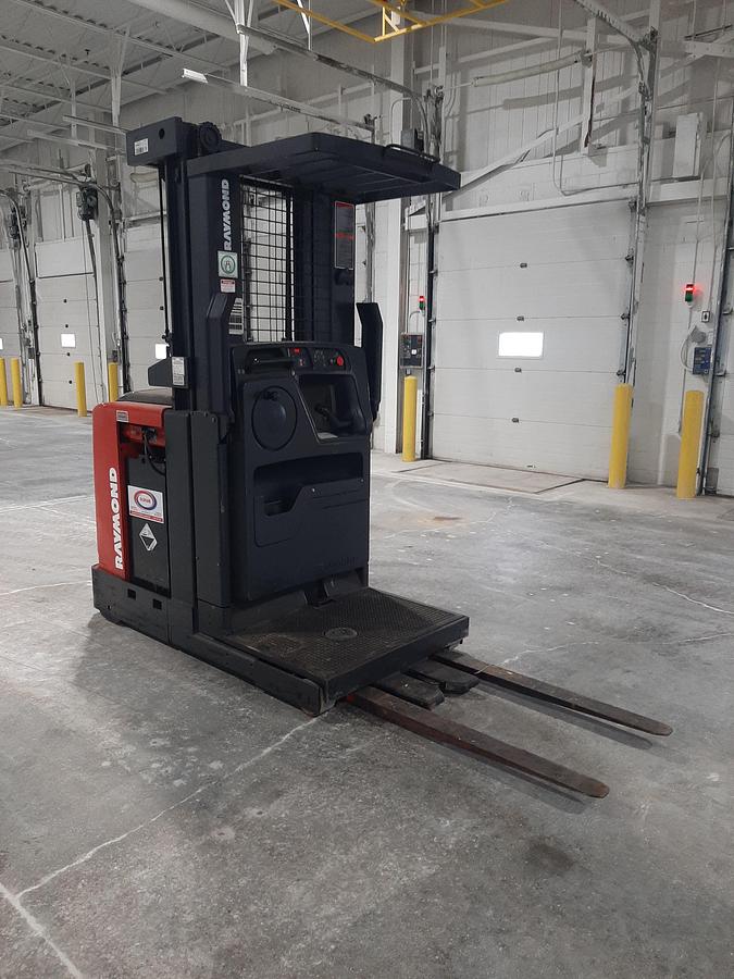 Used 2008 RAYMOND 540 OPC30TT Order Picker