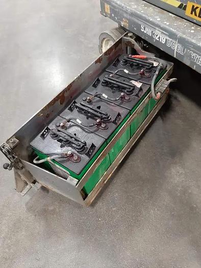 Used 2005 Skyjack SJIII 3219 scissor lift