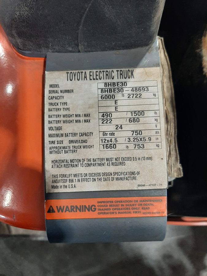 Used TOYOTA 8HBE30 Electric end-rider Pallet Jack