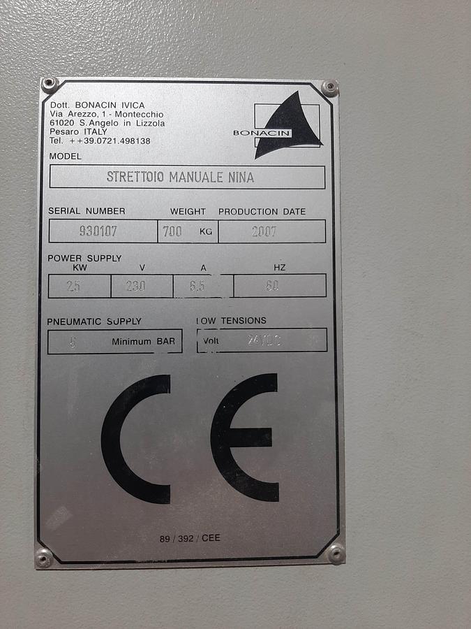 Used BONACIN  Nina Case Clamp