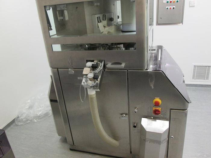 Used Kilian T300 Tablet Press
