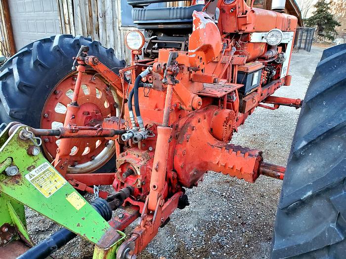 Used 1965 International 806 Tractor