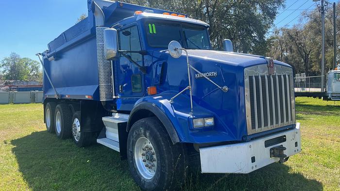 Used 2011 Kenworth T800