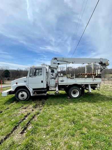 Used 2003 FREIGHTLINER FL70