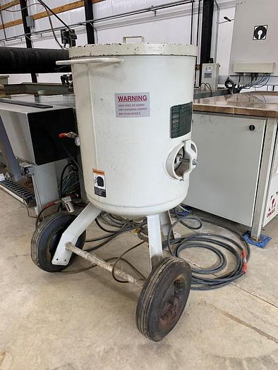 Used 2004 OMAX MAX 80160 WATERJET CUTTING SYSTEM W/ TILT-A-JET