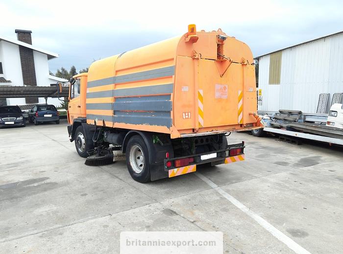 Used 1992 MERCEDES-BENZ 1314 road sweeper