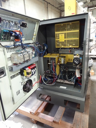 Used FANUC R2000iB/165F 6 AXIS CNC ROBOT