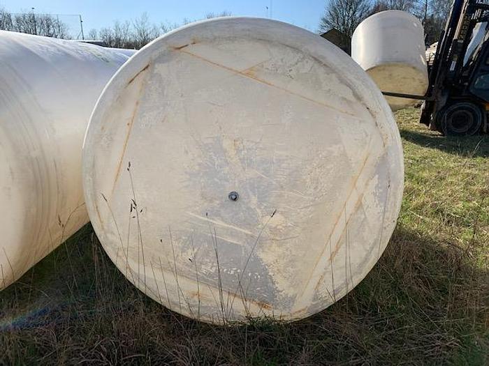 Used 4300 liters plast tank