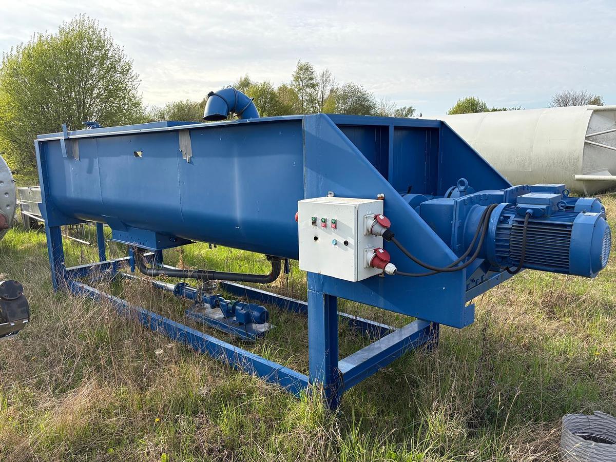 Used 6 m3 dobbelt skærs mixer