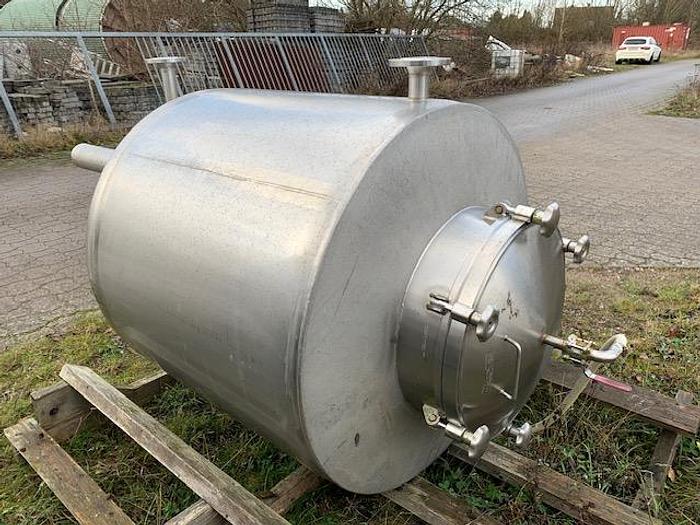 Used 1350 liters rustfri tank