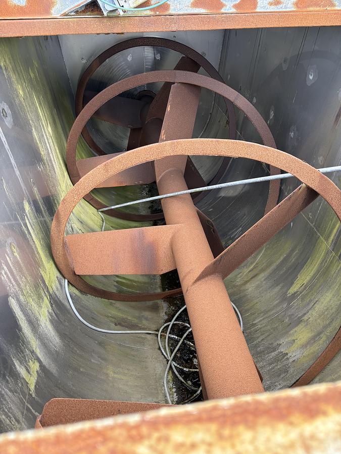 Used 10 m3 mixer plov skærs mixer