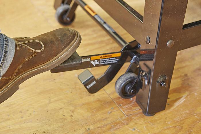 SawStop 1-3/4HP 1PH 110-120V Contractor Saw with 52" Pro T-Glide Fence System