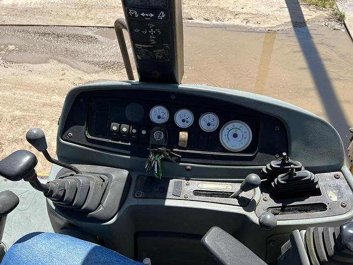 Used 2005 CAT 420D EXTENDA HOE, 4X4 BACKHOE