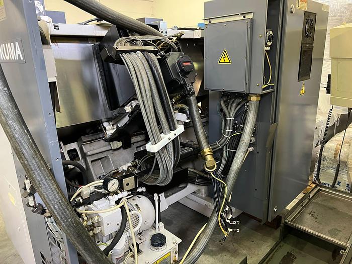 Usato 2005 OKUMA  LB 200M