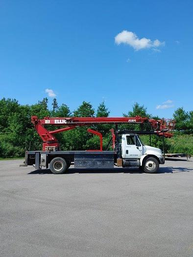 Used Elliott G85R Sign Crane on a 2007 International 4300 Flat Bed Truck - M28079