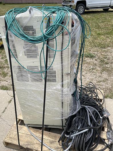 Used NACHI  MC20-03 6 AXIS ROBOT WITH FD CONTROLLER