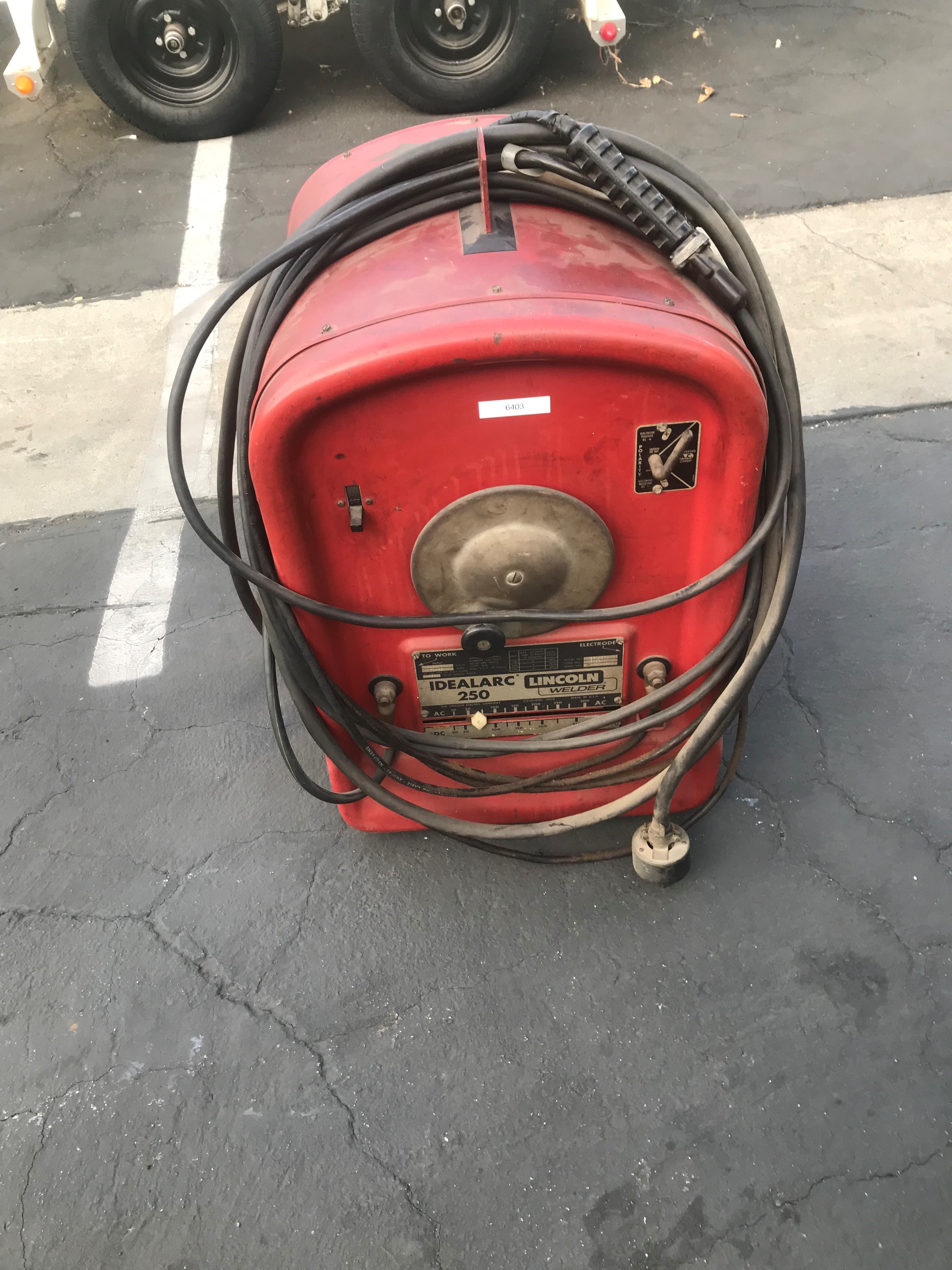 Used LINCOLN AC-250 IDEALARC WELDER 250 AMP #6403 #2