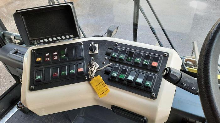 Gebruikt 2011 RAVO 530STH