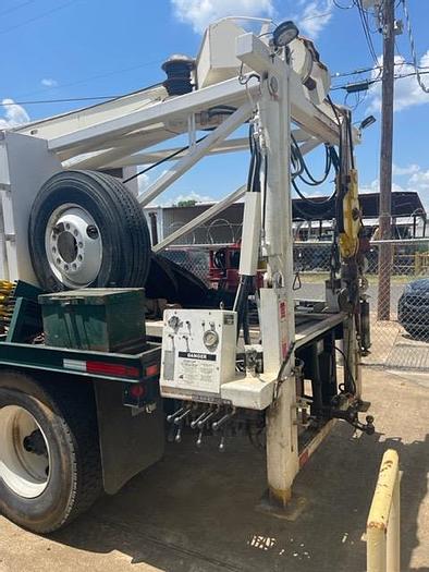 Used 2008 Smeal 8T Pump Hoist Rig