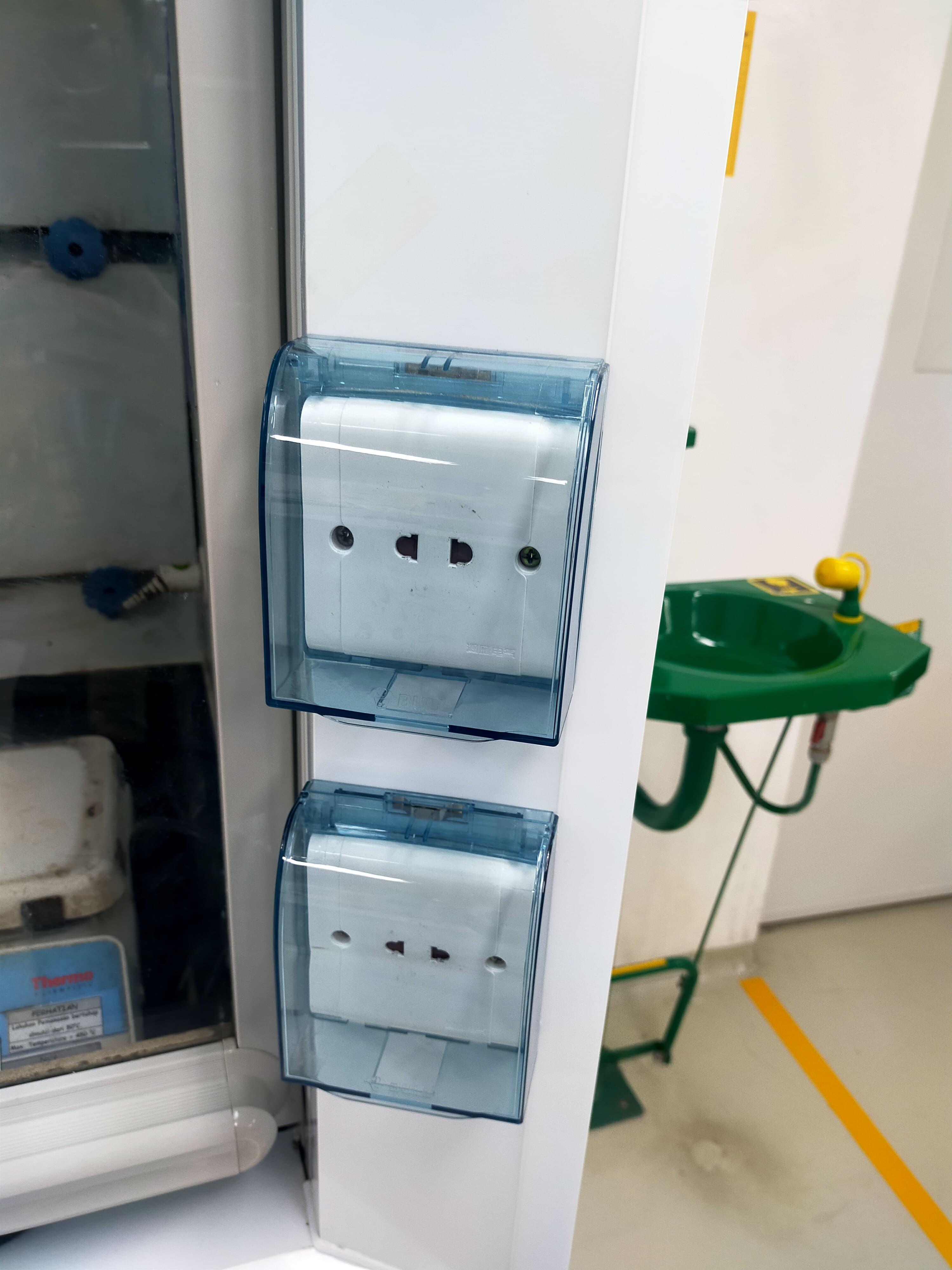 Used Fume Hood - Robust - FHPP 120 - LC0236