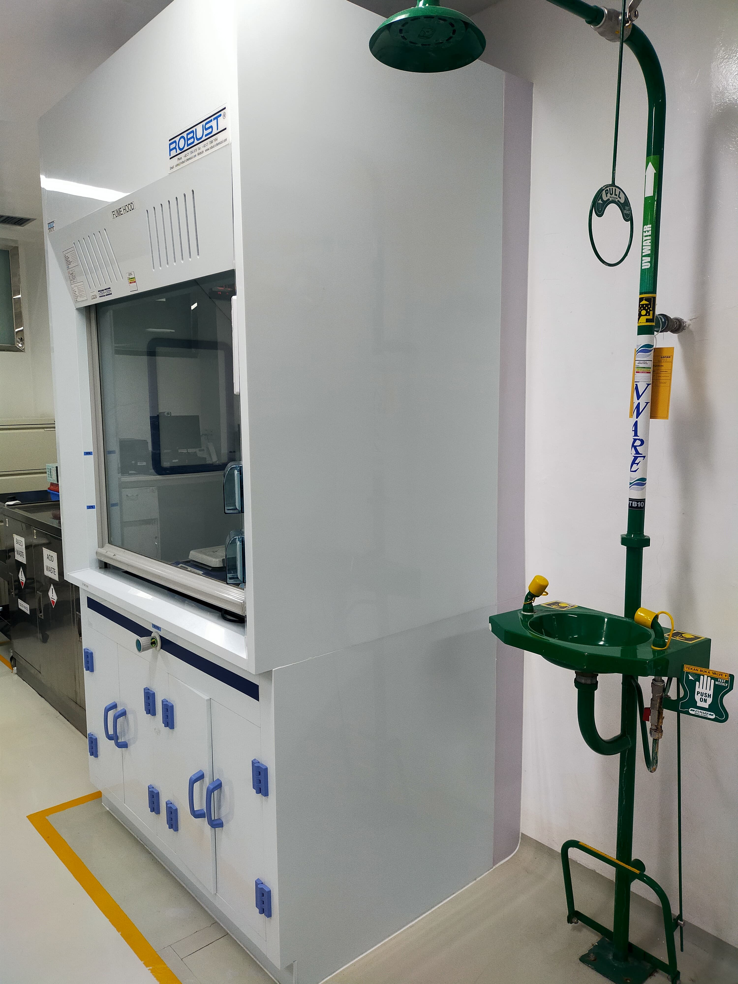 Used Fume Hood - Robust - FHPP 120 - LC0236