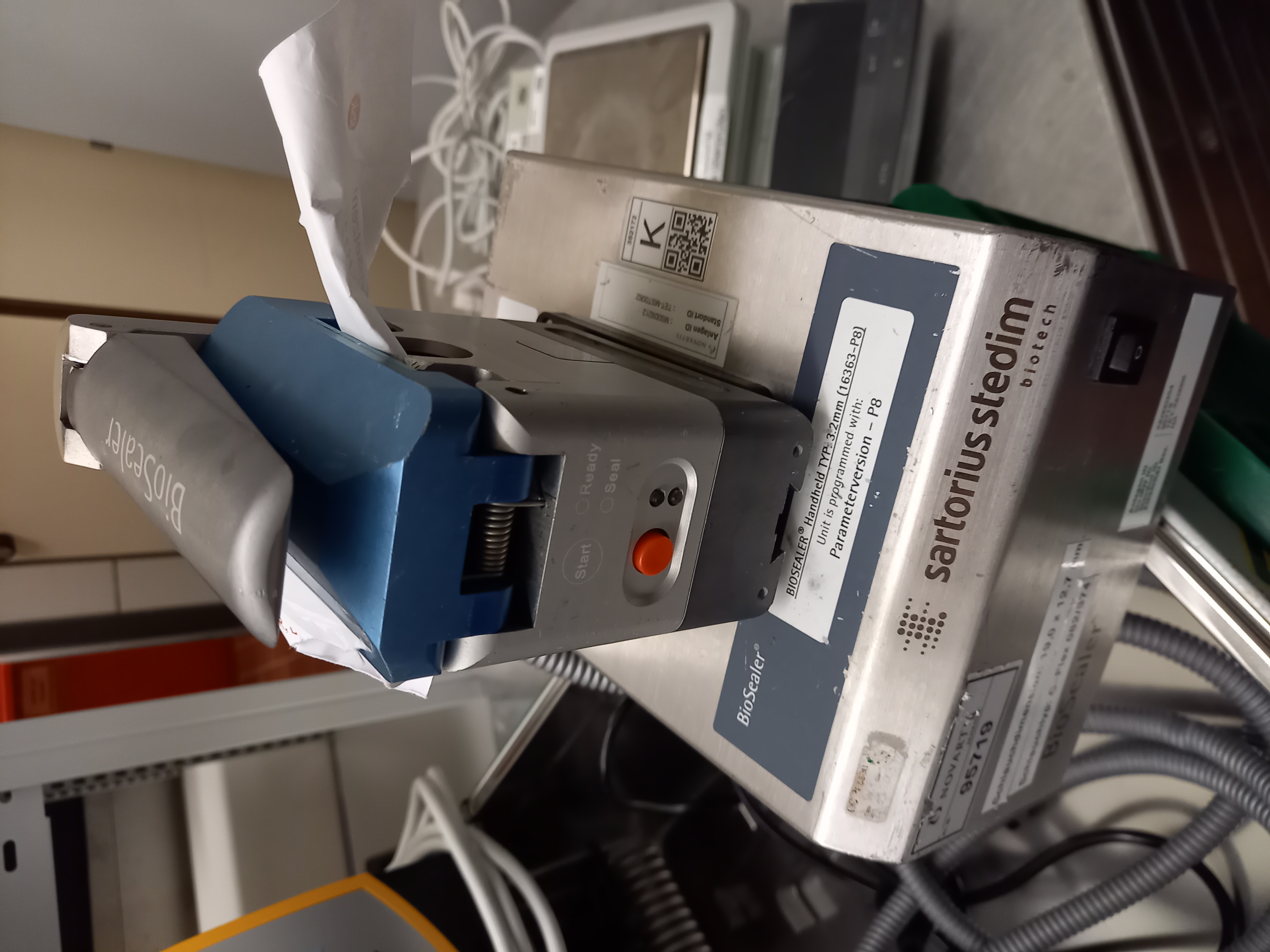 Used Hose Sealing Device - Sartorius Biosealer - 352172G