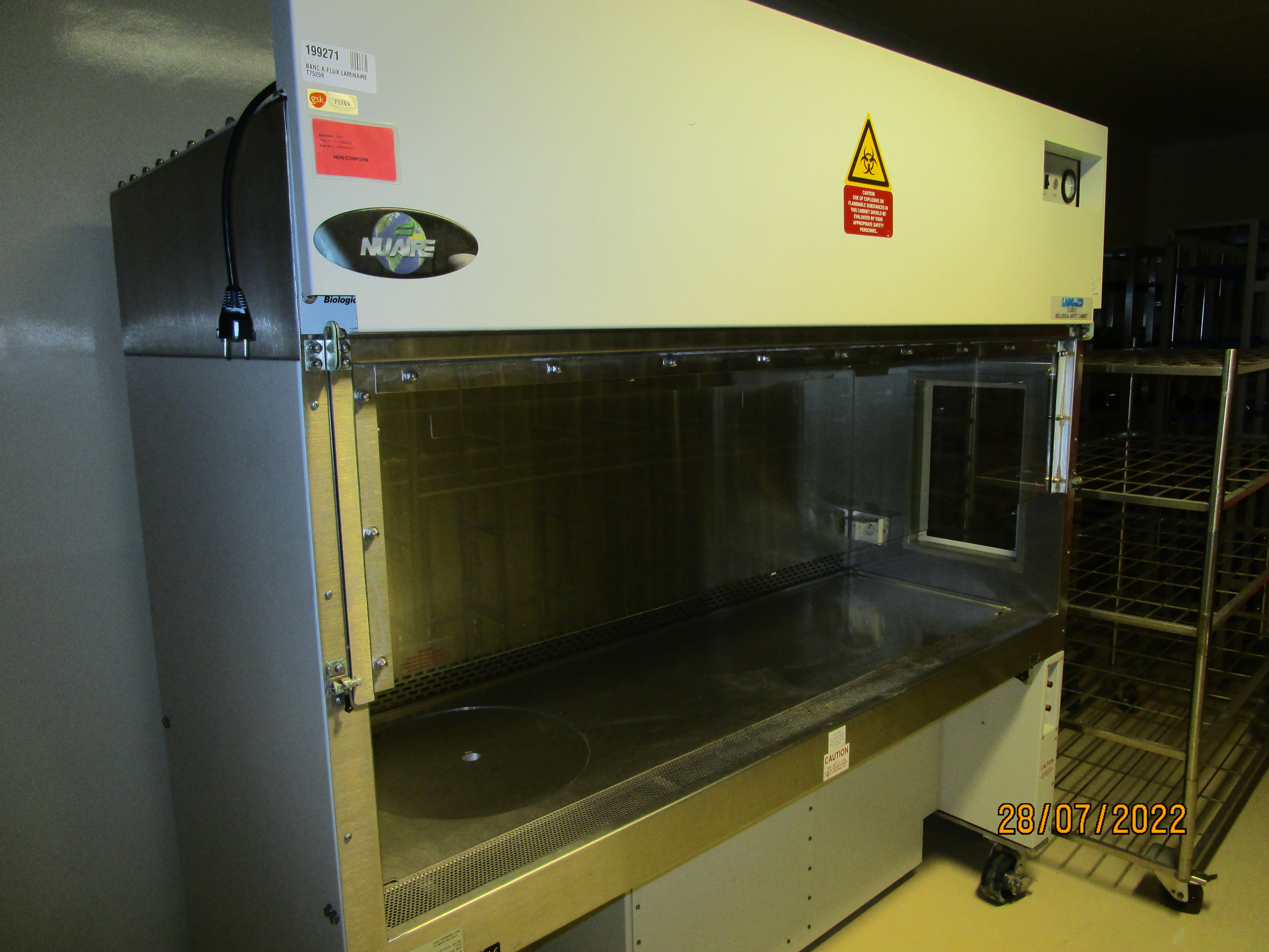 Used Fume Hood - Nuaire - FH01BE