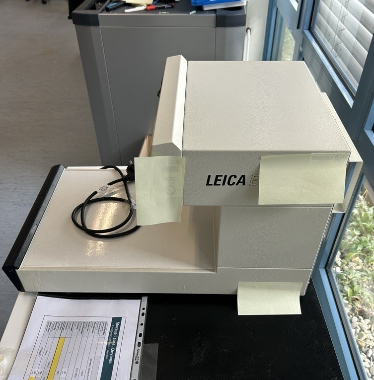 Used Laboratory Device For Preparation - Leica - EG1150C - BTH027