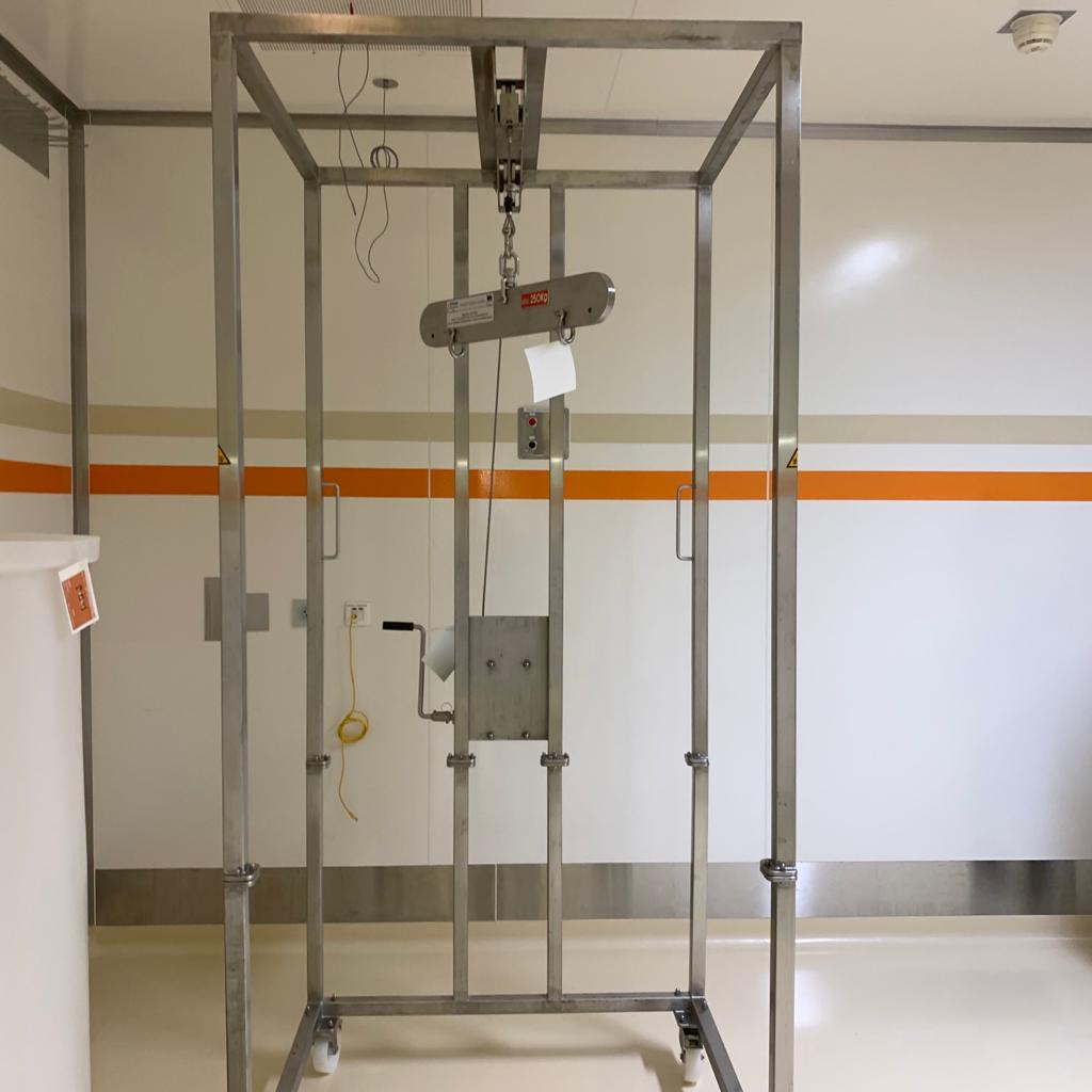 Used Gantry Cranes - Devos Engineering -  39-1A-026