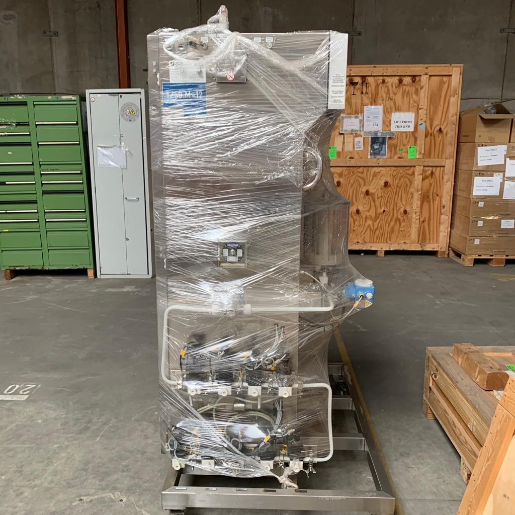 Used Chromatography Tower - Pharmacia Biotech BPS 416 - DK143