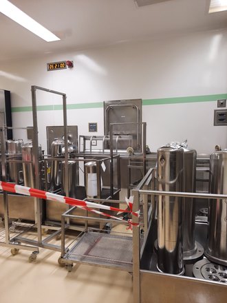 Used Filter Holder - Millipore - 