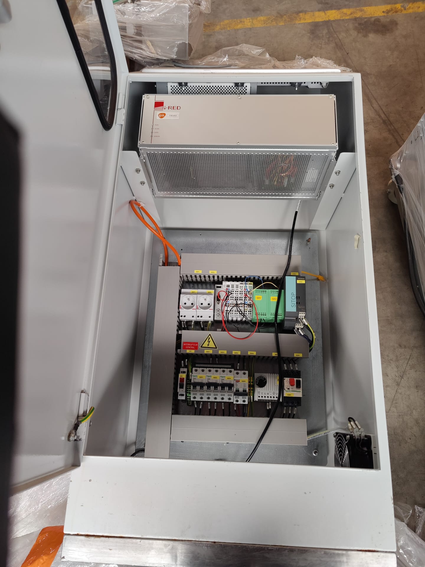 Used Alimentation UPS, Feeding UPS, Conveyor - DK2277