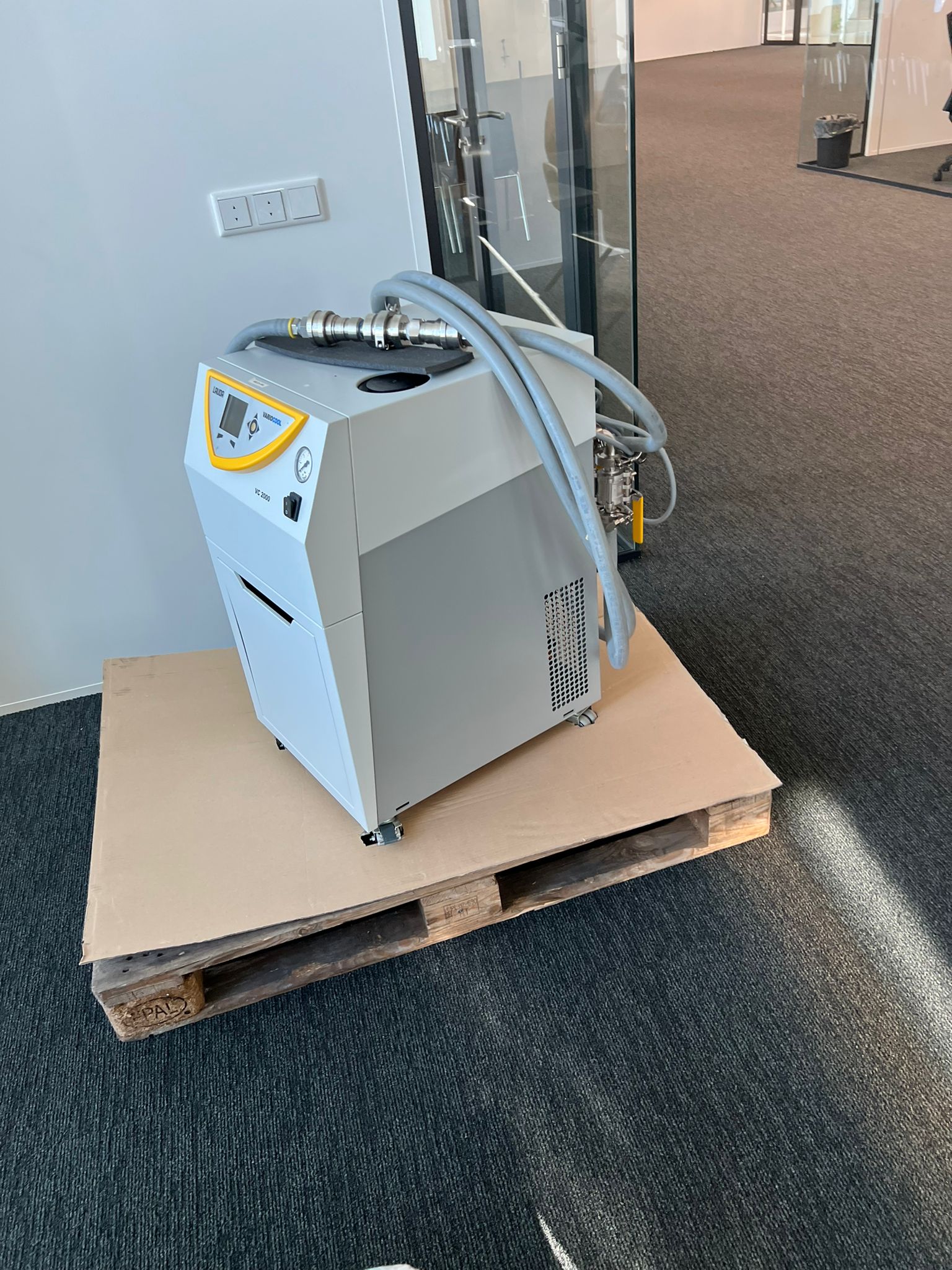 Used Temperature Control Unit - Lauda - EC003