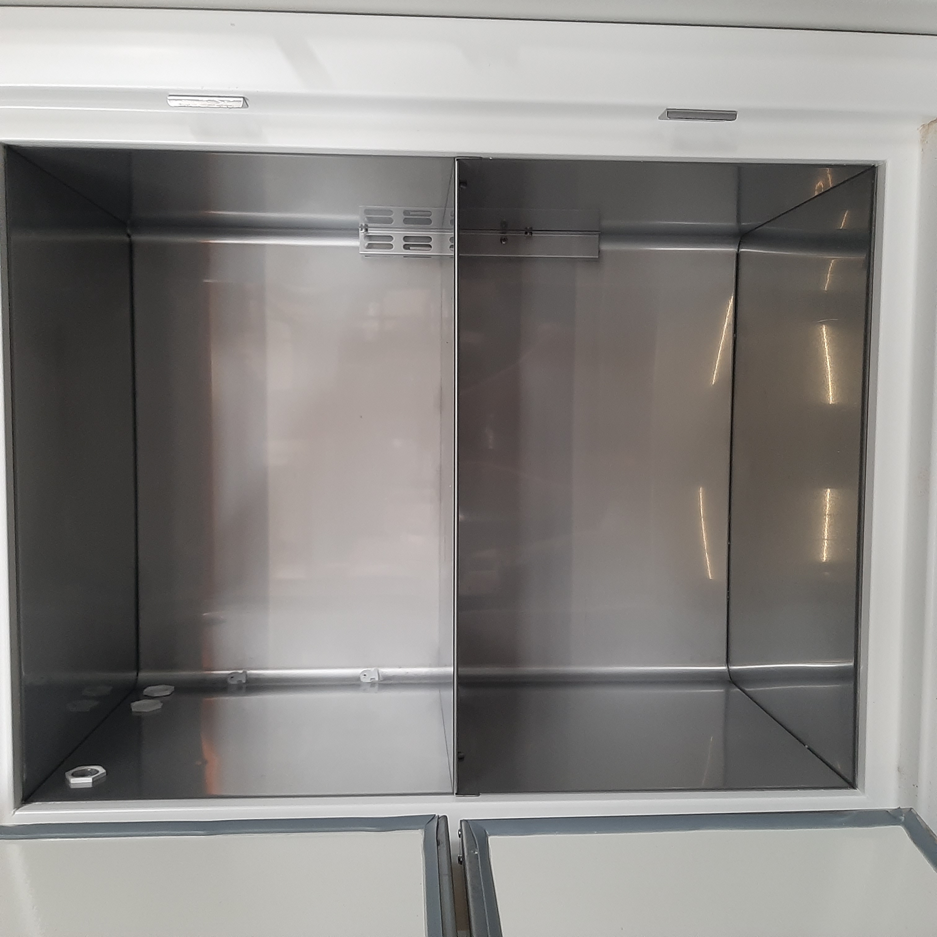 Used Freezer - New Brunswick Scientific - DK183
