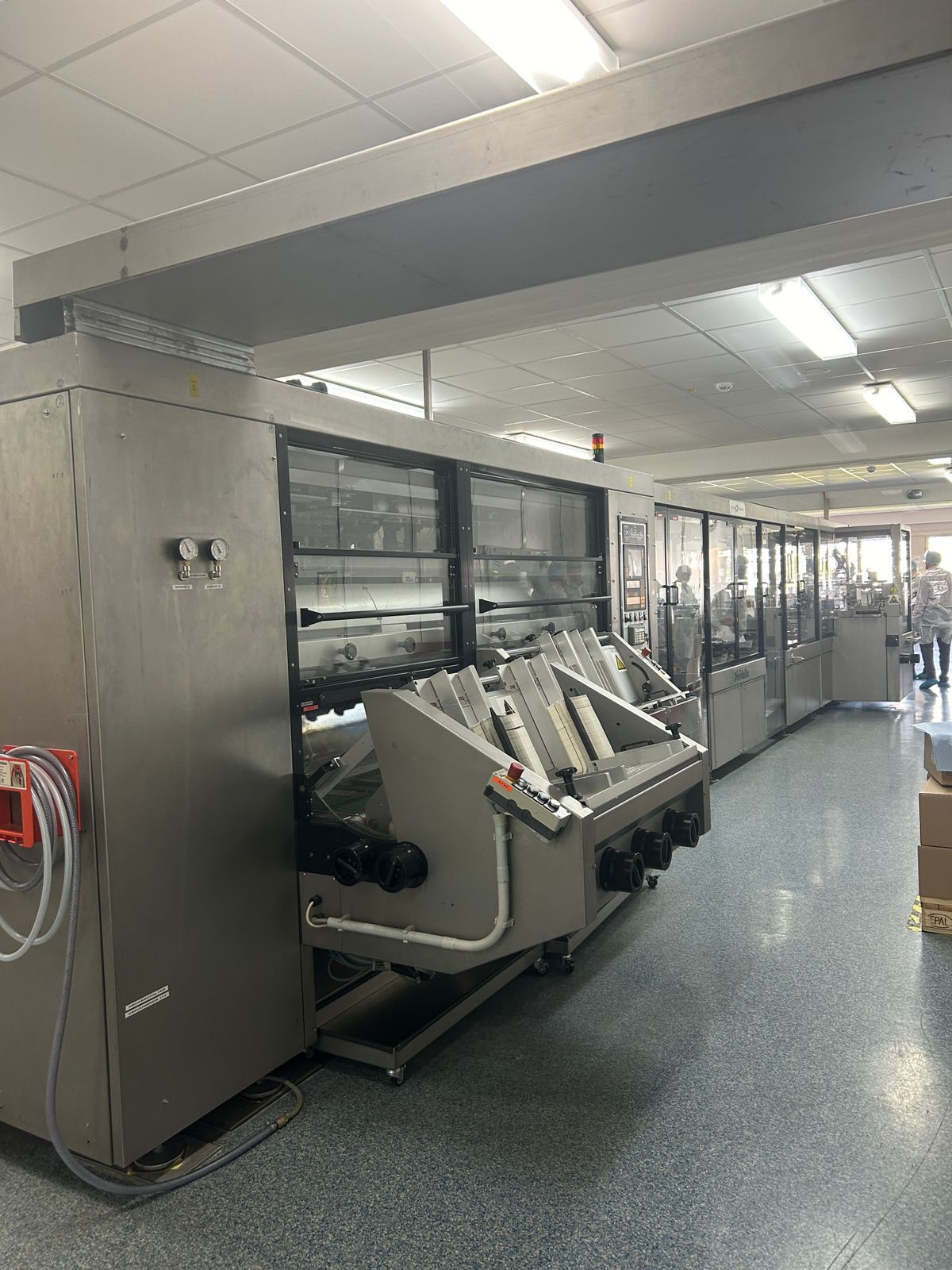 Used Cartoning Machine - Dividella - AEWO23