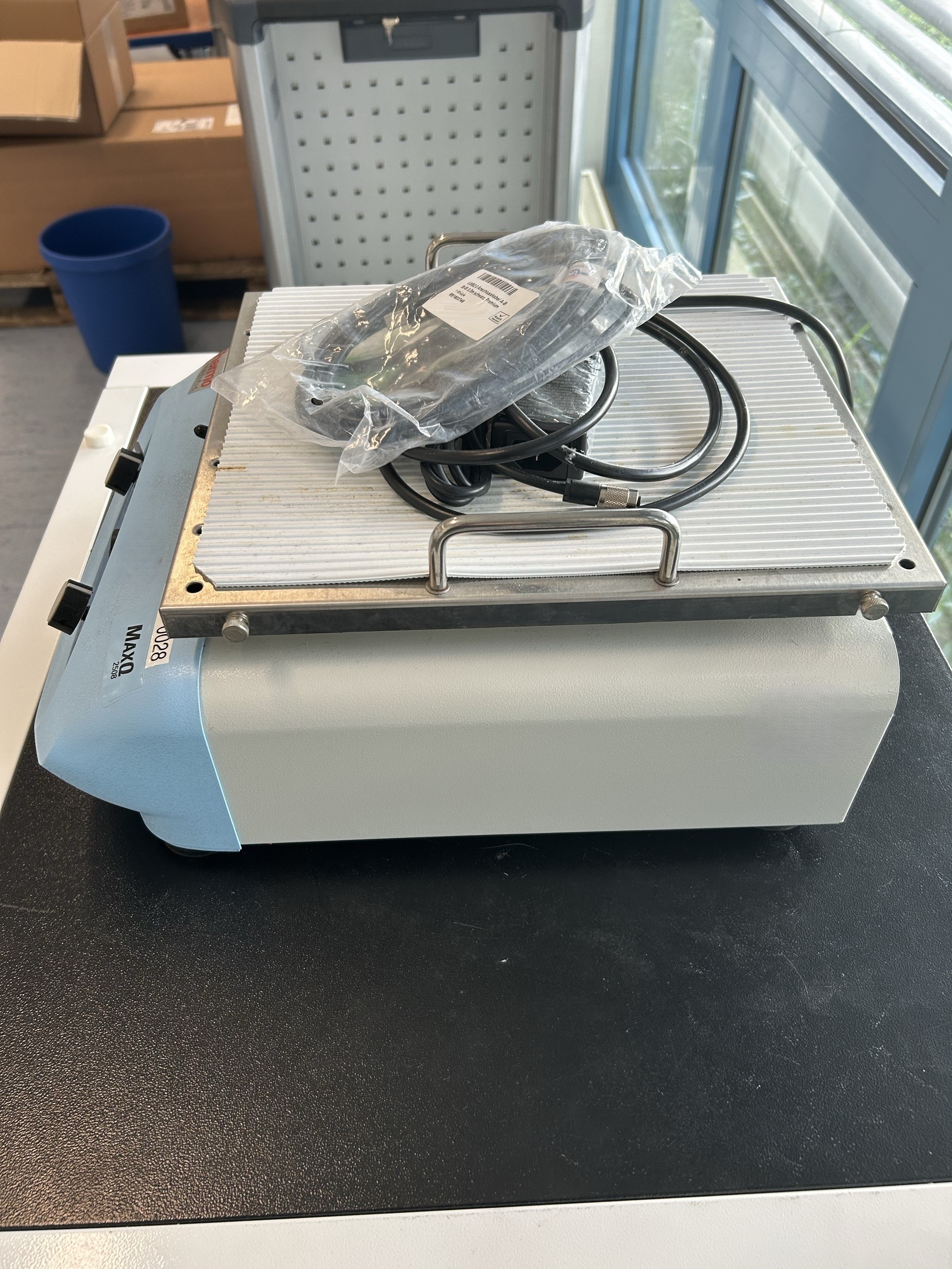 Used Mixing Device (For Vessels >10ml) - Thermo Fisher Scientific - Maxq 2508 - BTH152