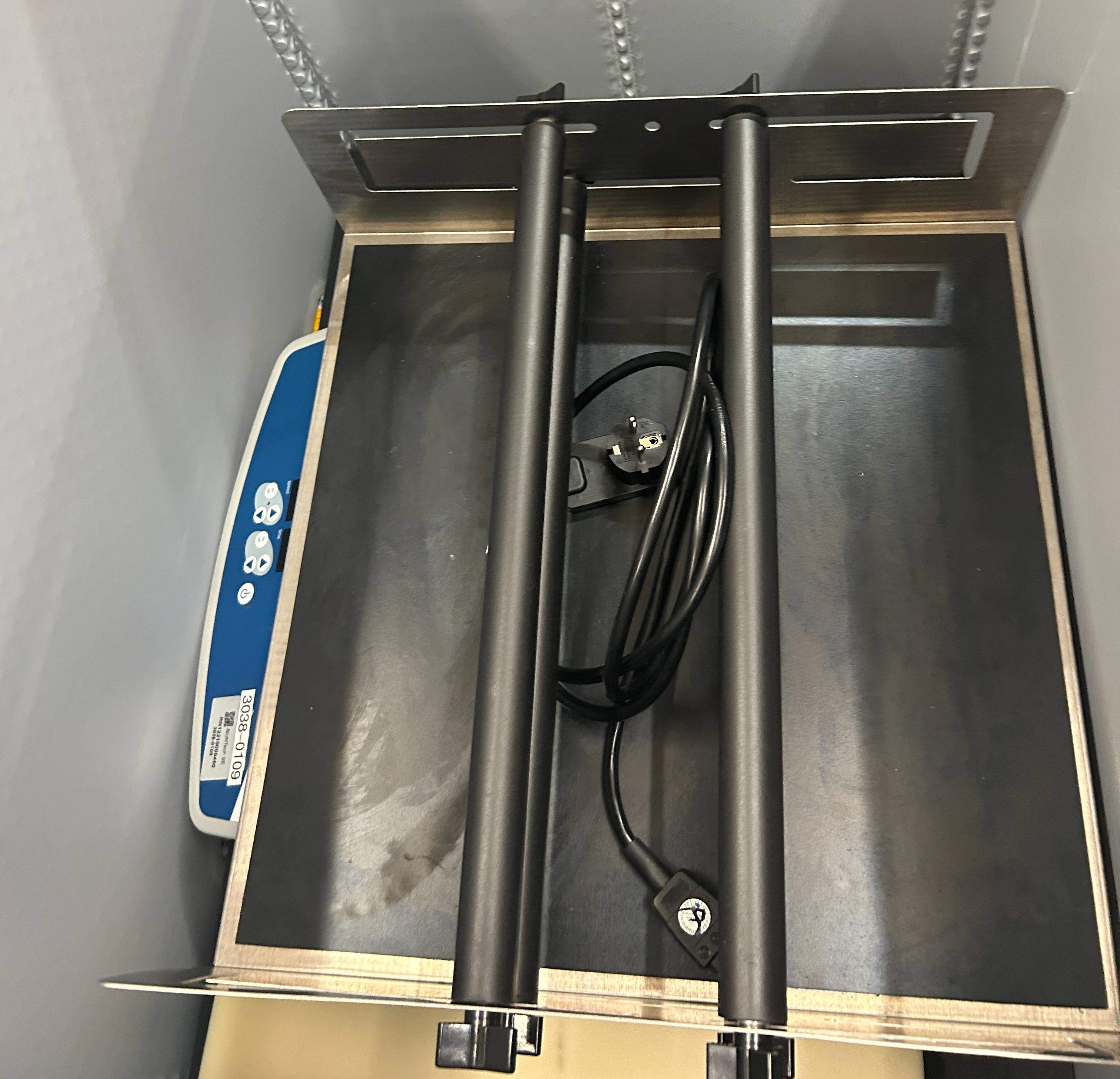 Used Mixing Device (For Vessel>10ml) - VWR - ADV 3500 - BTH007