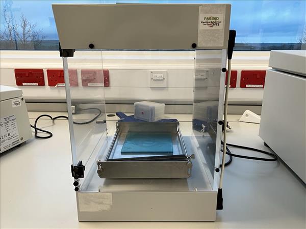 Used Environmental Shaker-Incubator - Grant-bio - 46112